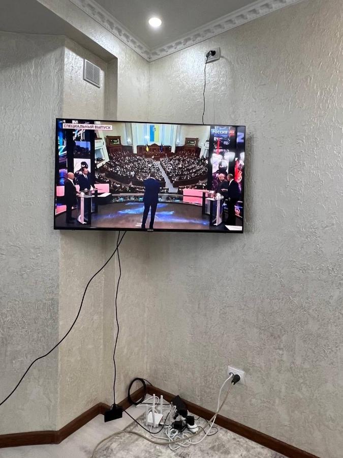 2-Room Apartment Mossovet Bishkek Ngoại thất bức ảnh